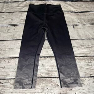 Good American Capri Crop Leggings Size 2